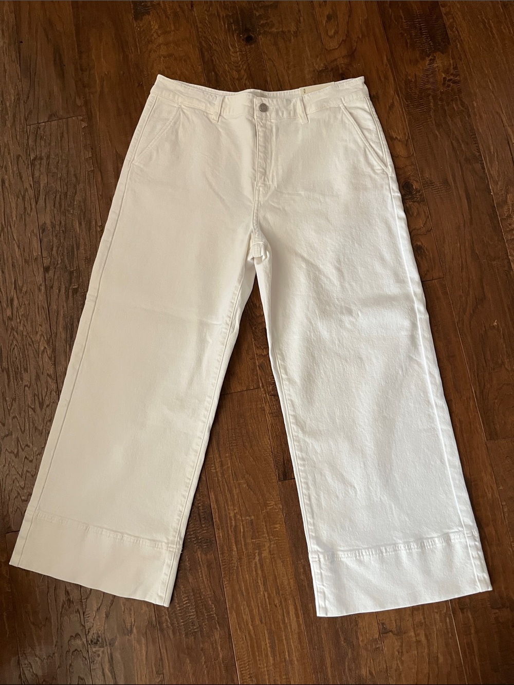 34” x 27” KanCan White Wide-Leg Jeans XL